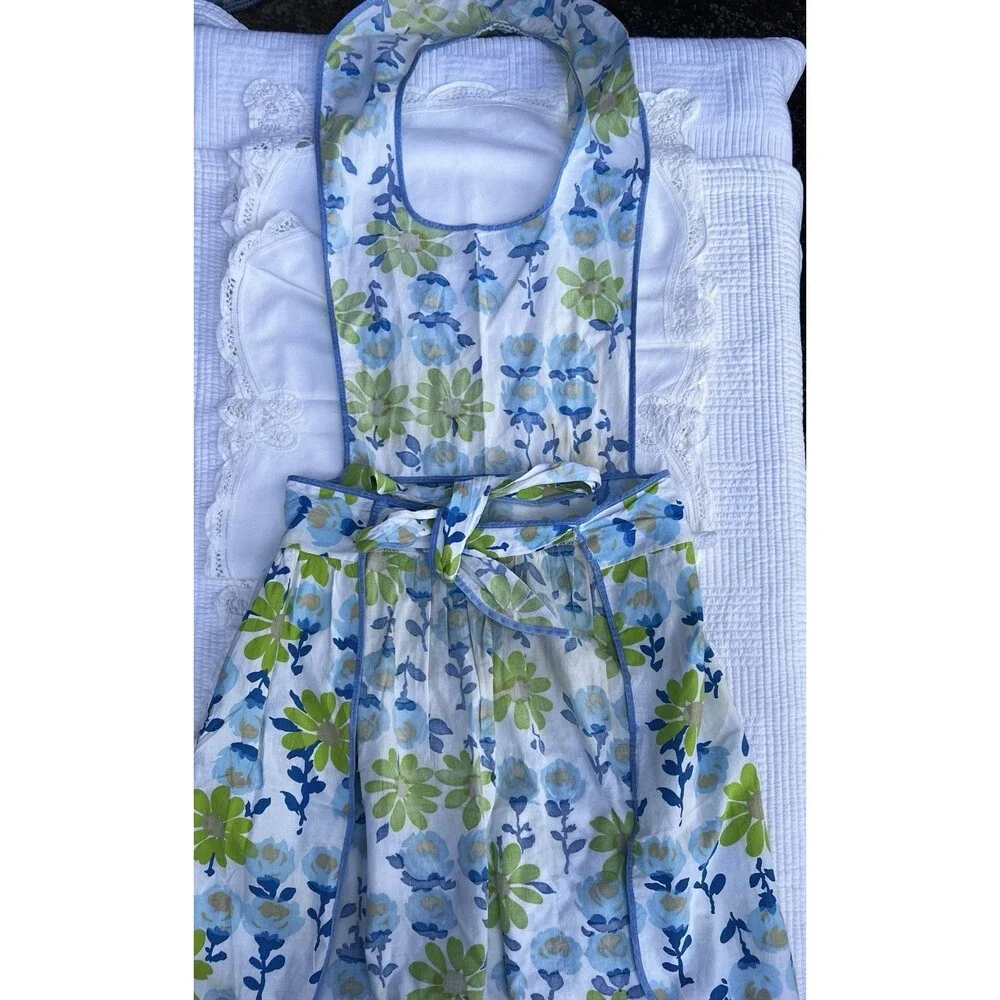 1960s Vintage Floral Cotton Apron Blue Green Daisy Bib Pocket Retro Kitchen